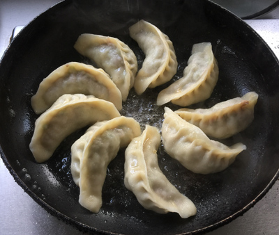 榆钱煎饺