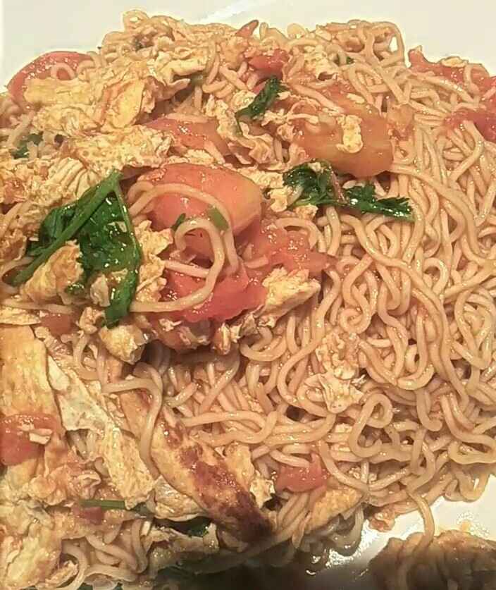 西红柿鸡蛋方便面