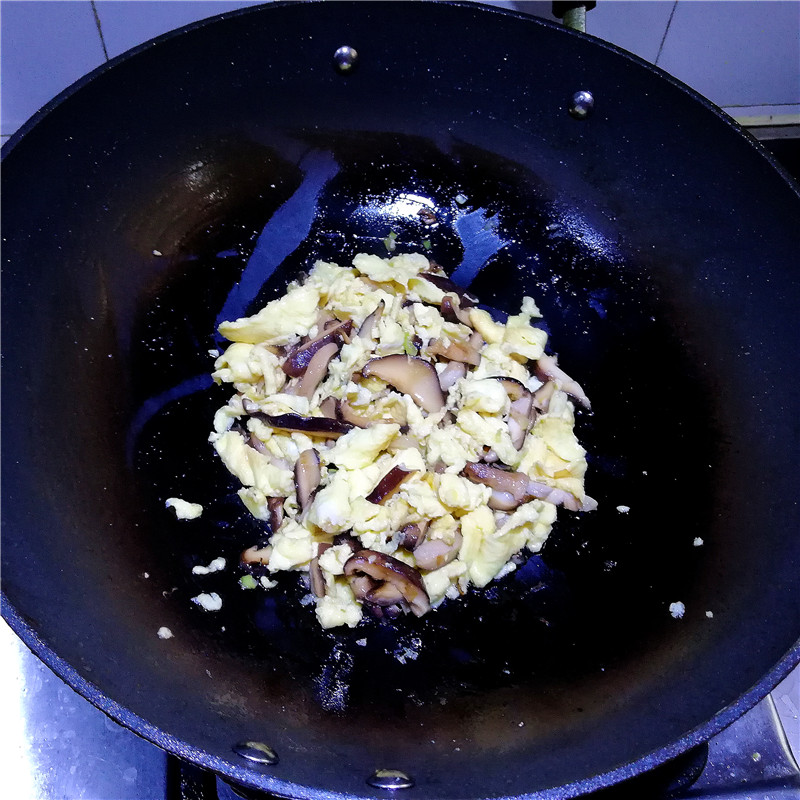 鲜菇炒蛋