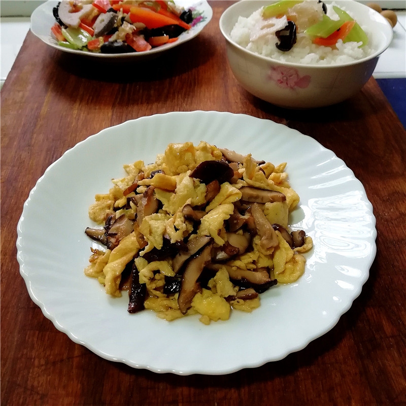 鲜菇炒蛋
