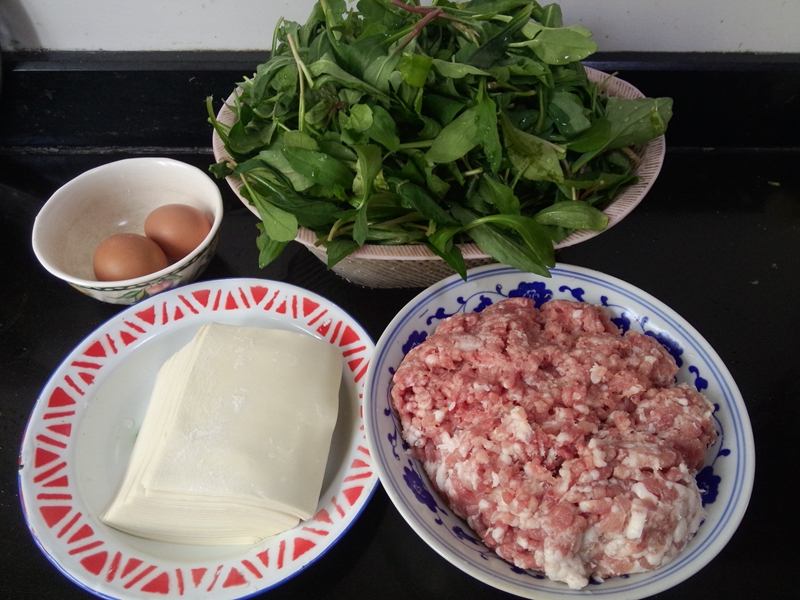 马兰头肉馅大馄饨