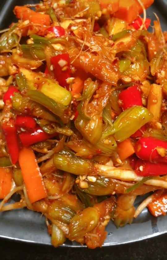凉拌菜根
