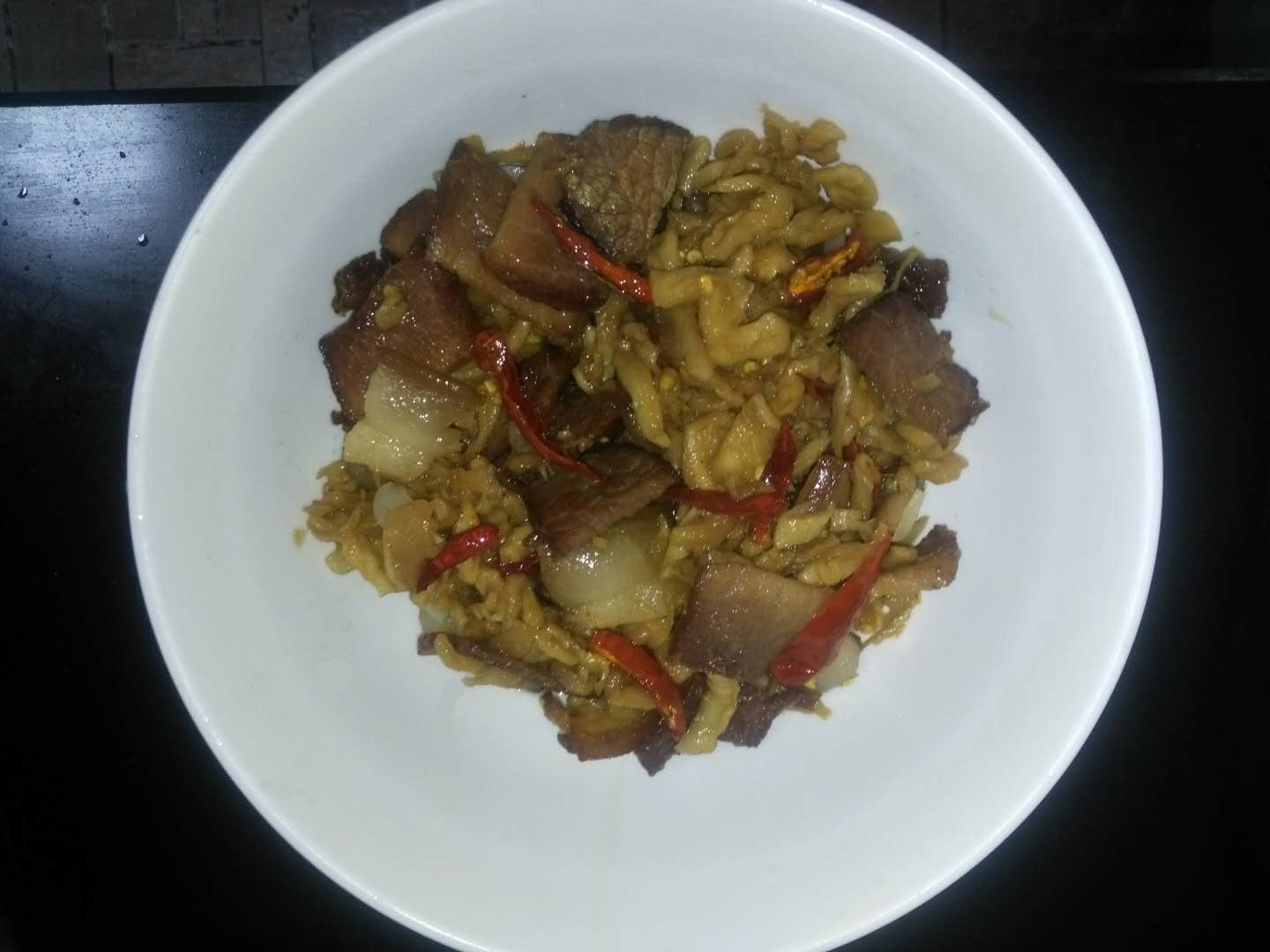 简单的家常萝卜干炒腊肉