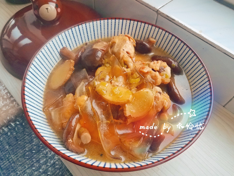 日式香菇鸡煲