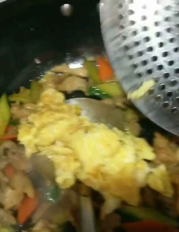 苜蓿肉片