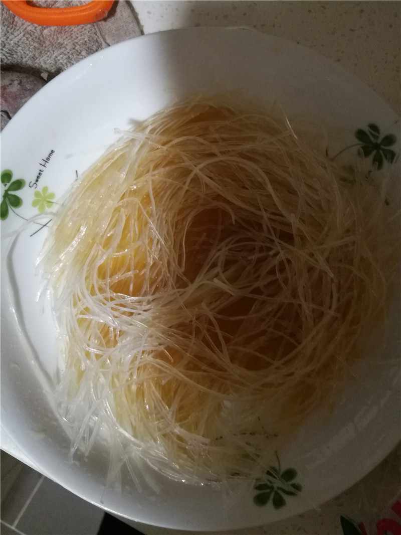 海油蛤蒸绿豆粉丝