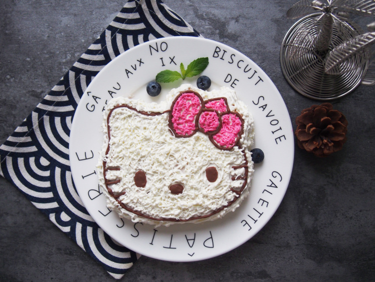 Hello Kitty 奶油蛋糕