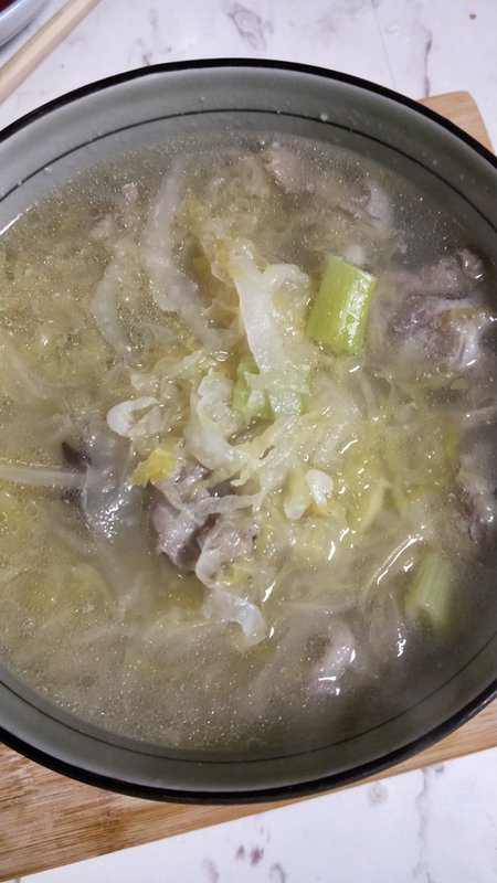 东北酸菜羊肉汤