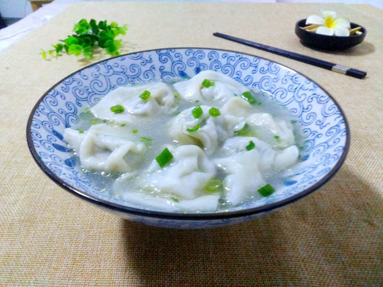 小白菜肉馄饨