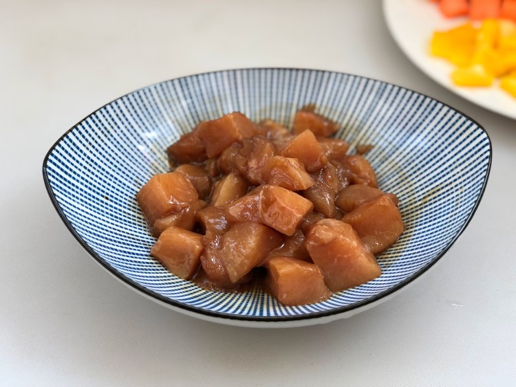 蚝油五彩鸡丁