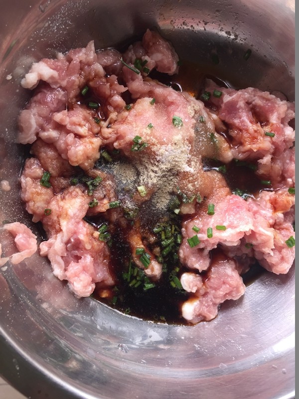 油面筋塞肉烩丝瓜