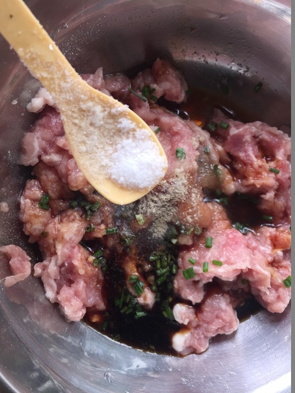 油面筋塞肉烩丝瓜