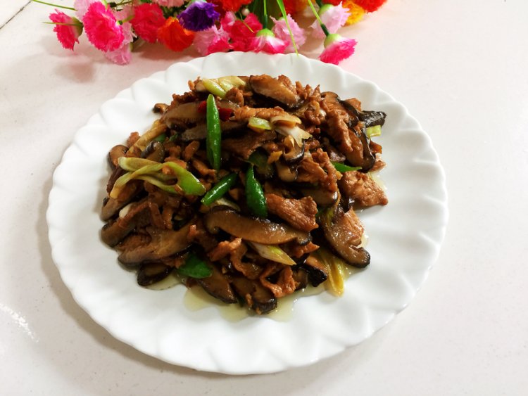 香菇炒肉