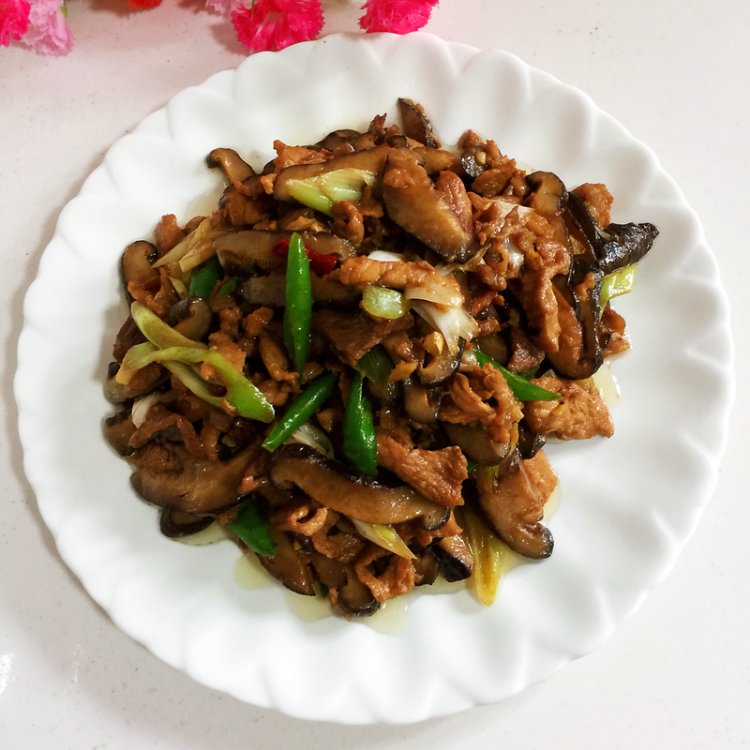 香菇炒肉