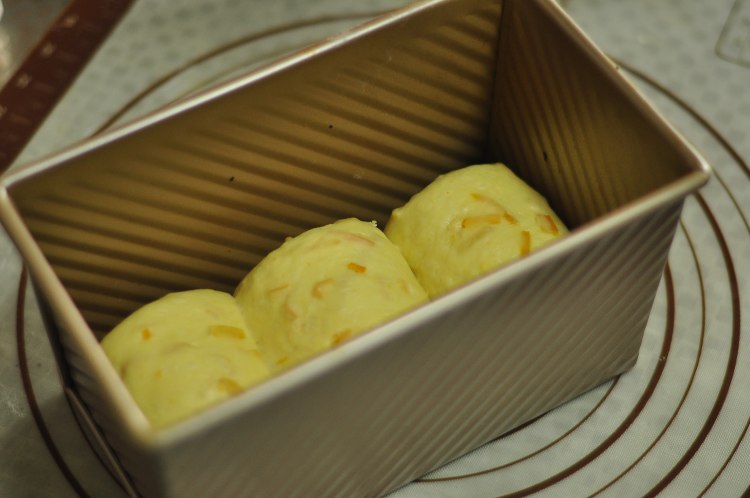 橙香小米吐司