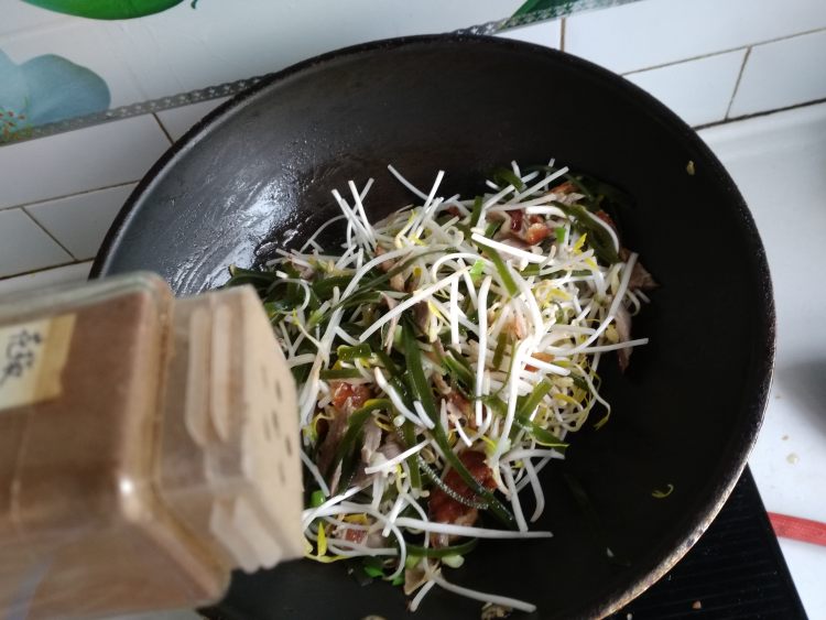 海带烤鸭炒豆芽