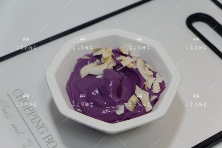 椰香紫薯冰激凌