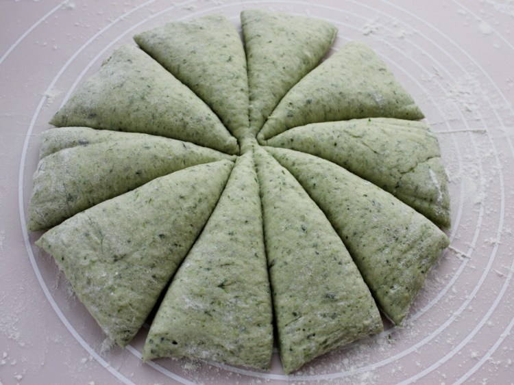 菠菜空心饼