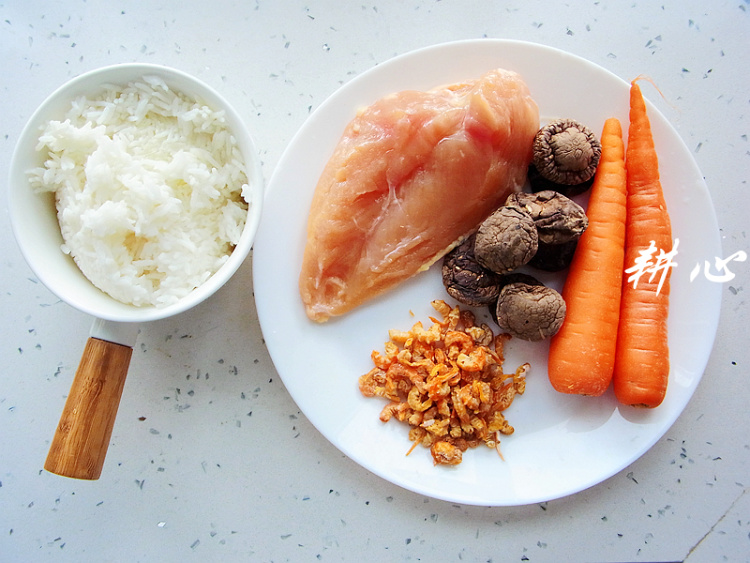 鸡肉香菇炒饭