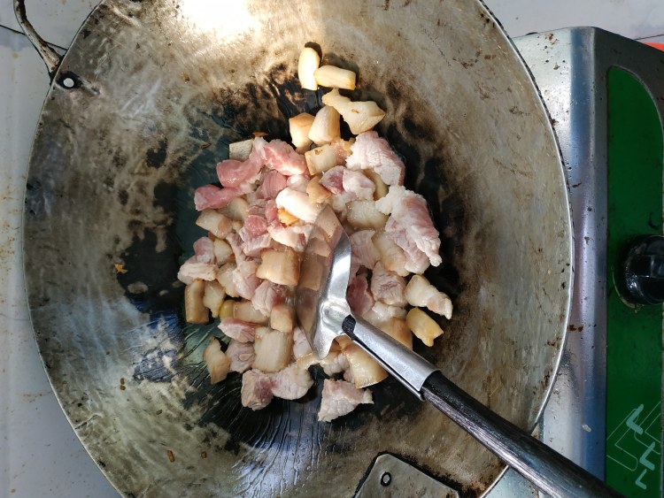 咸鱼烧肉