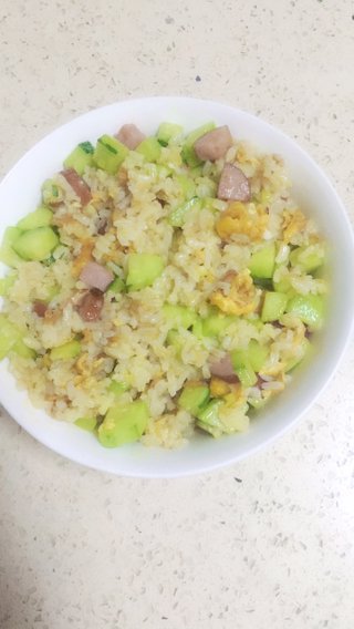 芝心肠黄瓜蛋炒饭