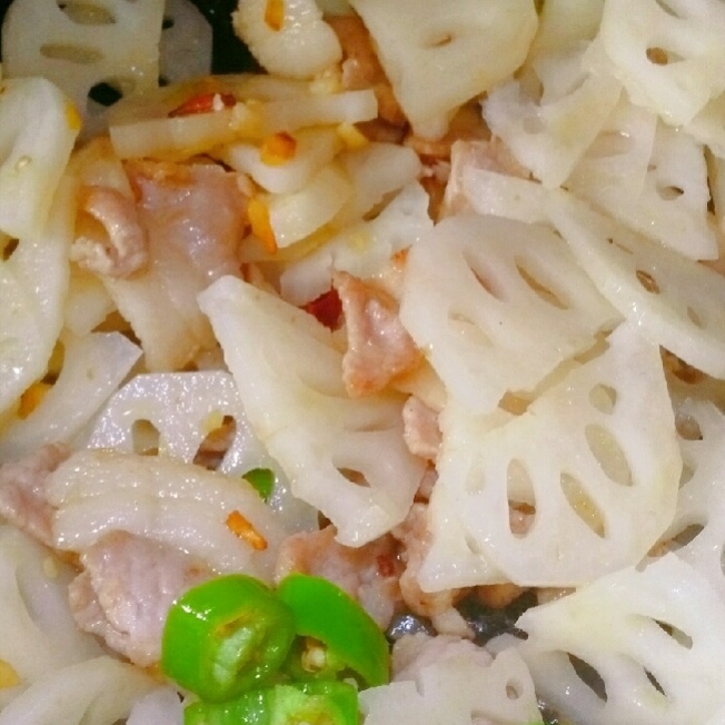 莲藕炒肉