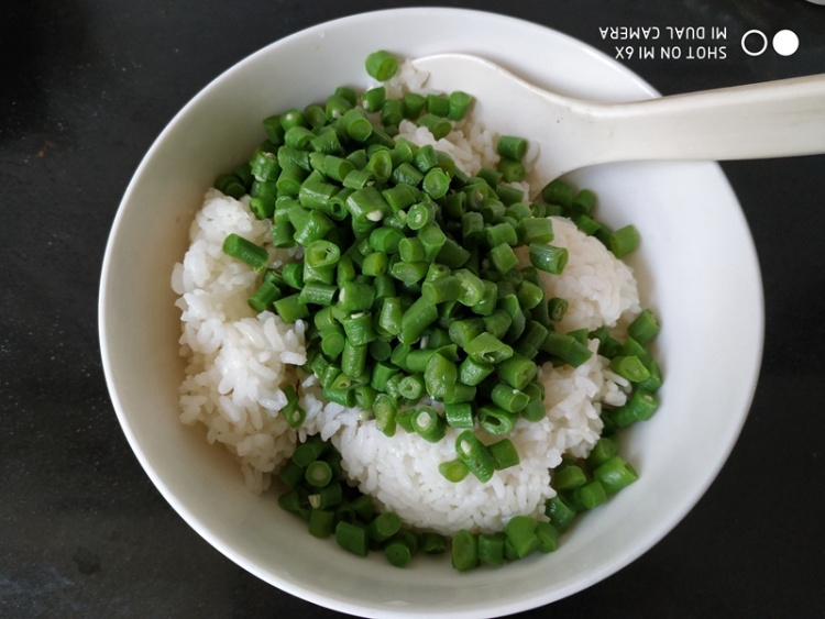 豇豆米饭饼