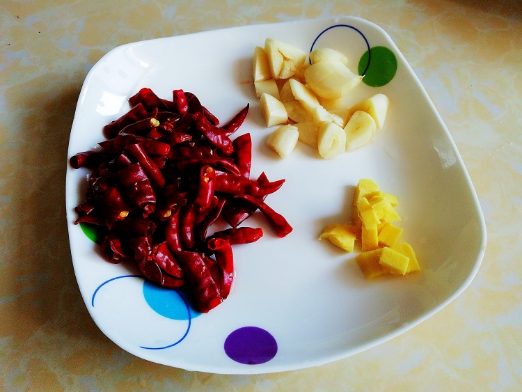 毛豆炒鸡丁