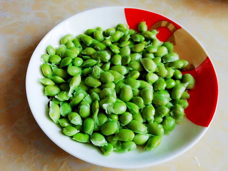 毛豆炒鸡丁