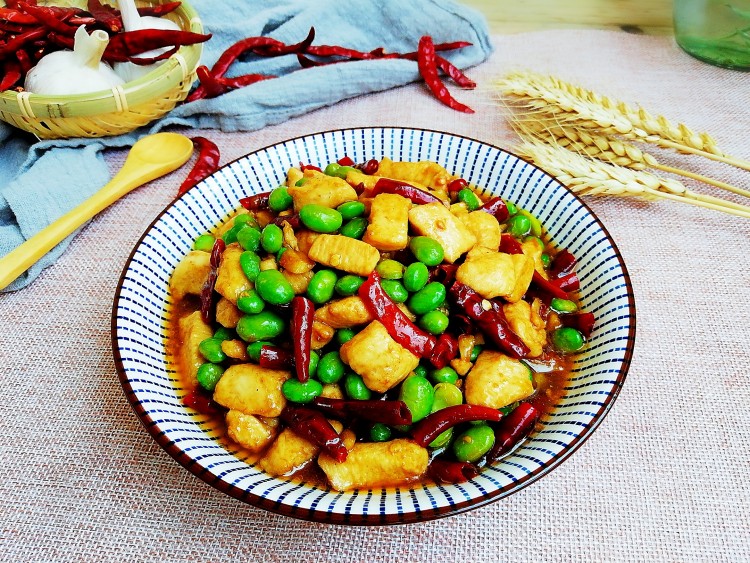 毛豆炒鸡丁