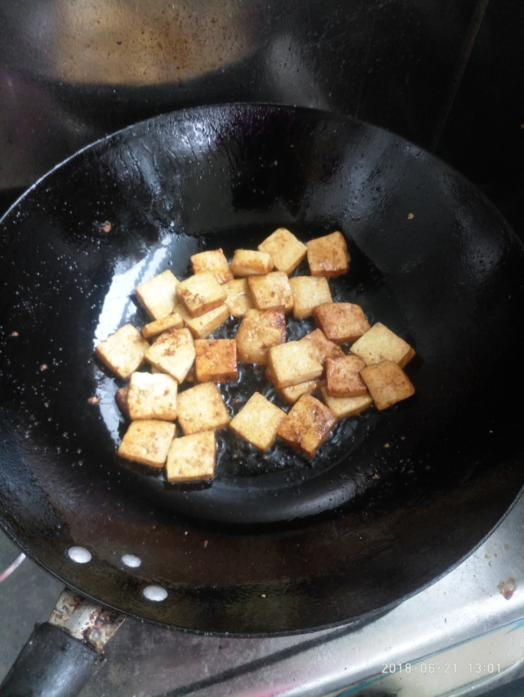 豆腐炒西红柿鸡蛋