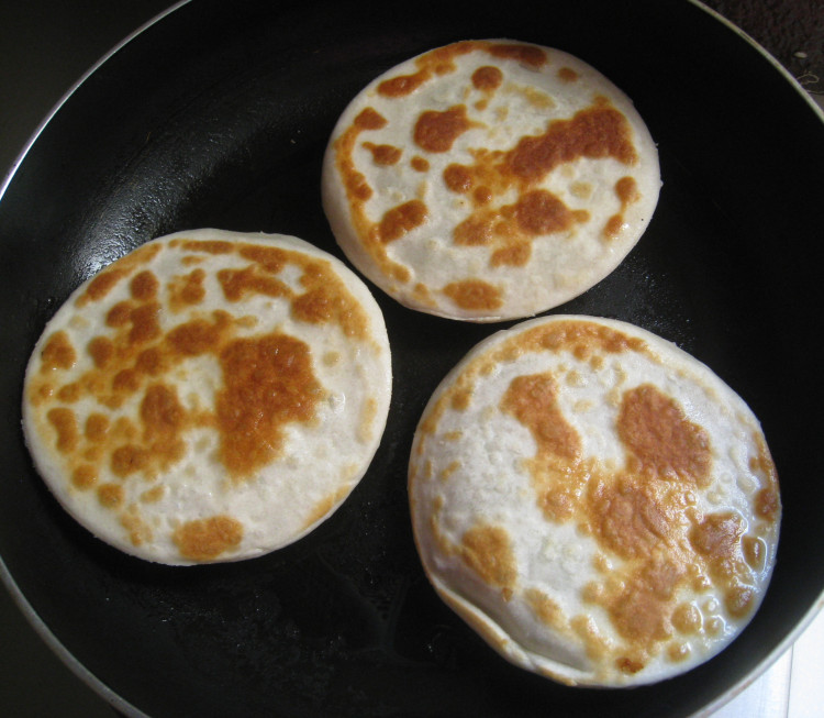 韭菜鸡蛋馅饼