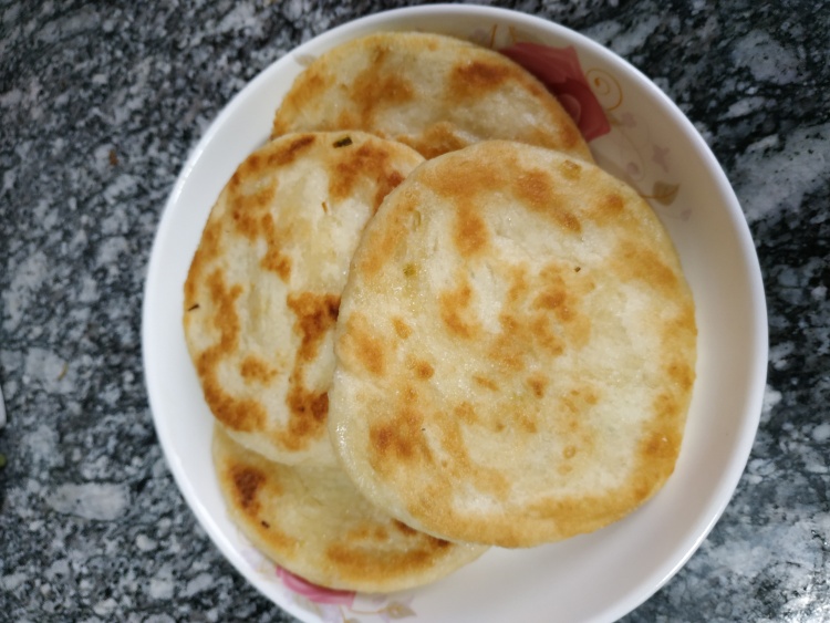发面葱花煎饼
