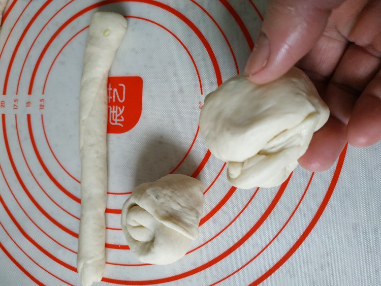 发面葱花煎饼