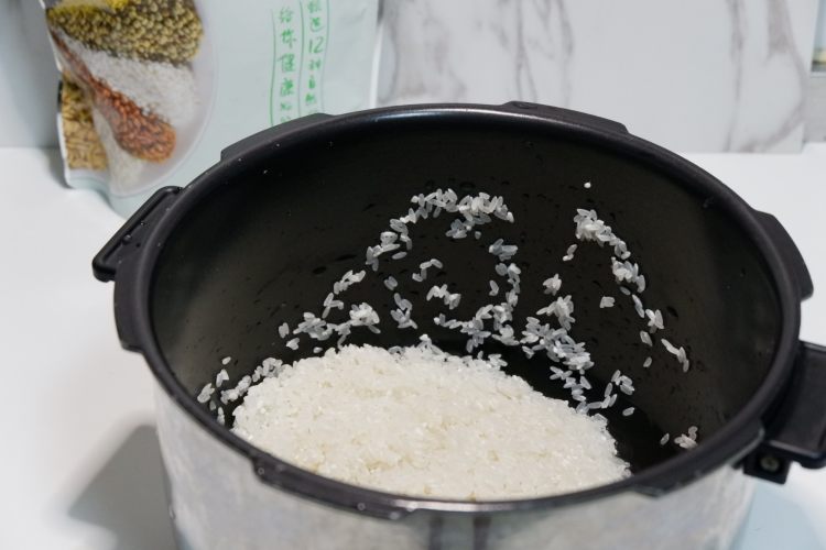 十二谷米炊饭