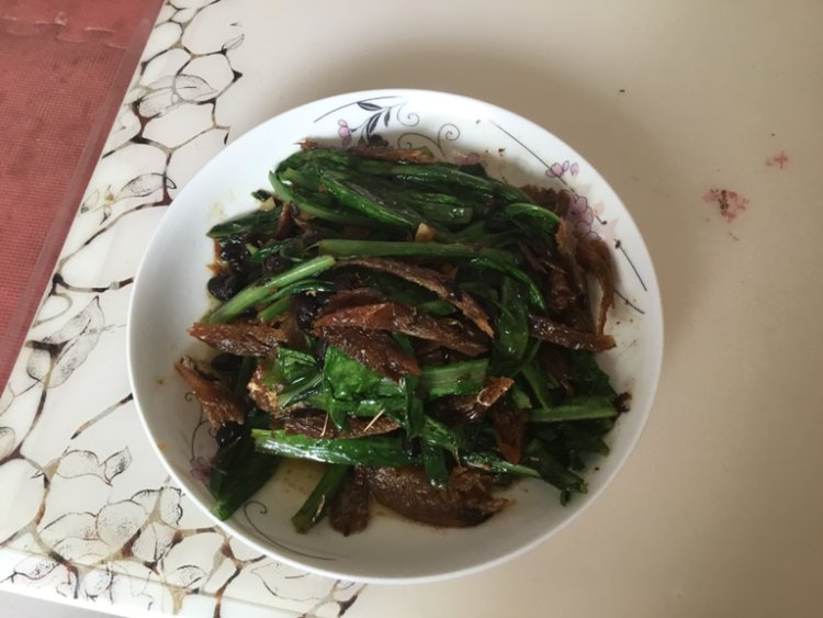 豆豉鲮鱼油麦菜