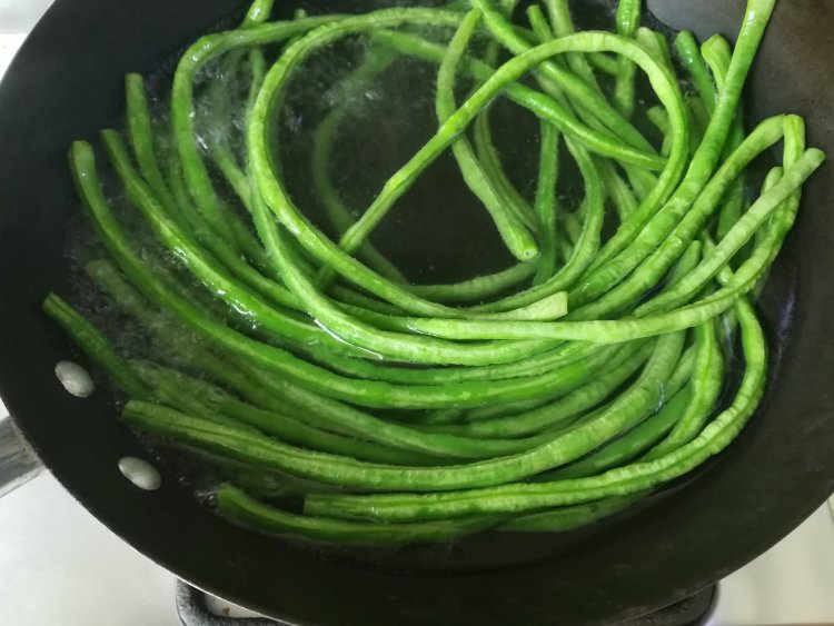 豇豆炒肉片