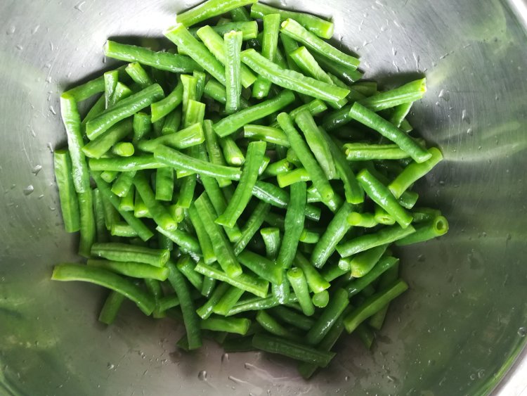 豇豆炒肉片