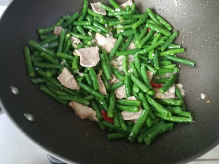豇豆炒肉片
