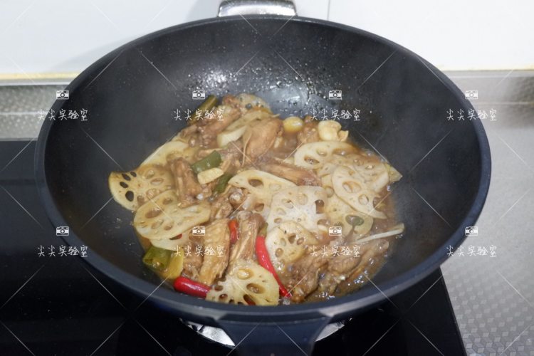 泡椒莲藕鸡翅