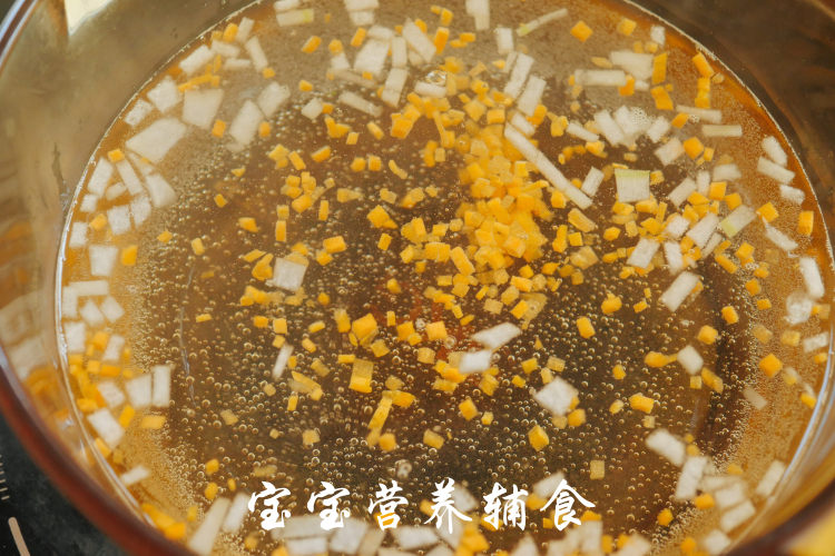 宝宝辅食-鲜味彩蔬面