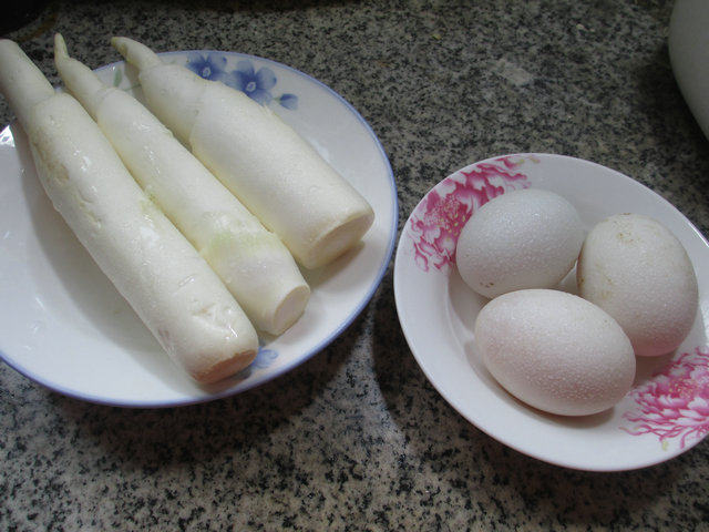 茭白烧鸭蛋