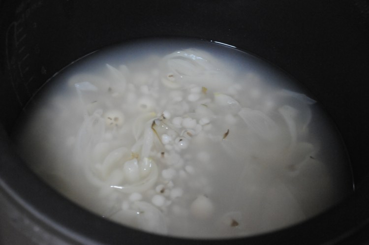 百合莲子薏米粥