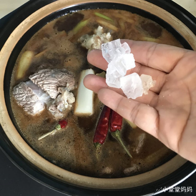 老汤炖牛肉