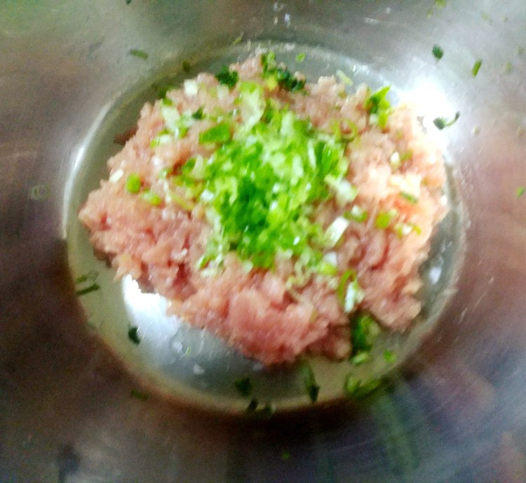 小白菜肉馄饨