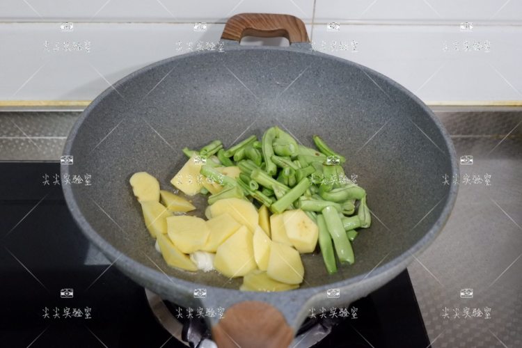素烧三样