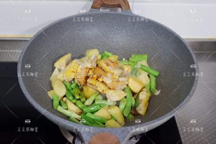 素烧三样