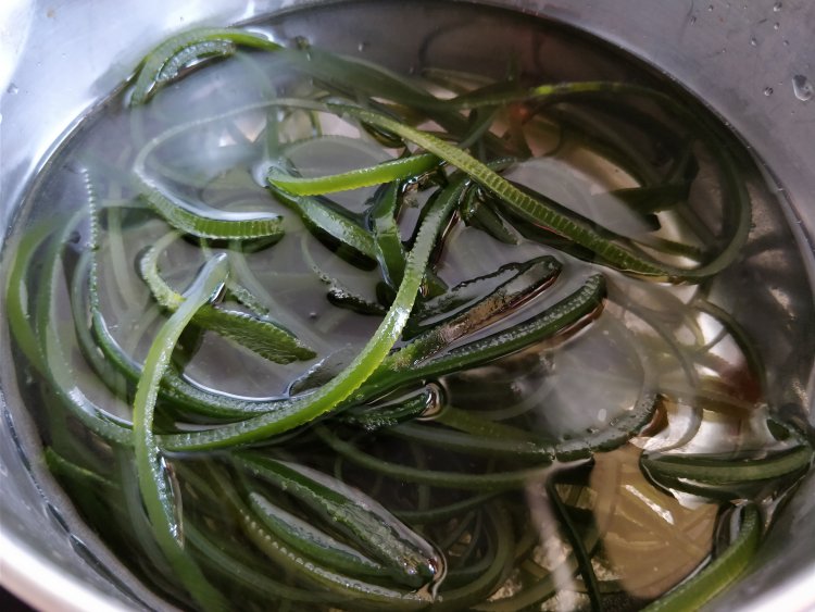 海带丝拌豆芽