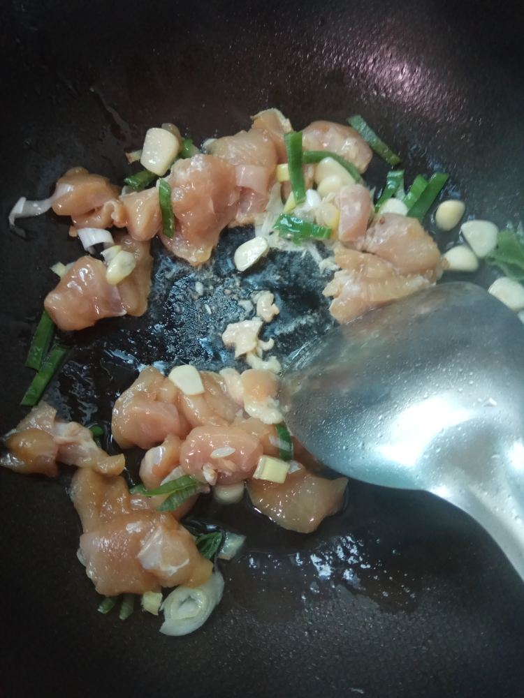 包菜炒鸡胸肉
