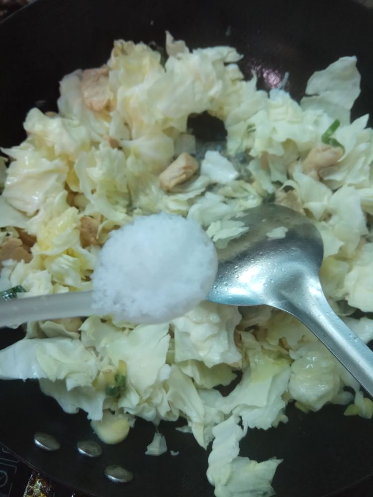 包菜炒鸡胸肉
